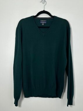 Club Room Mens Medium Green V Neck Sweater 100% Merino Wool Used